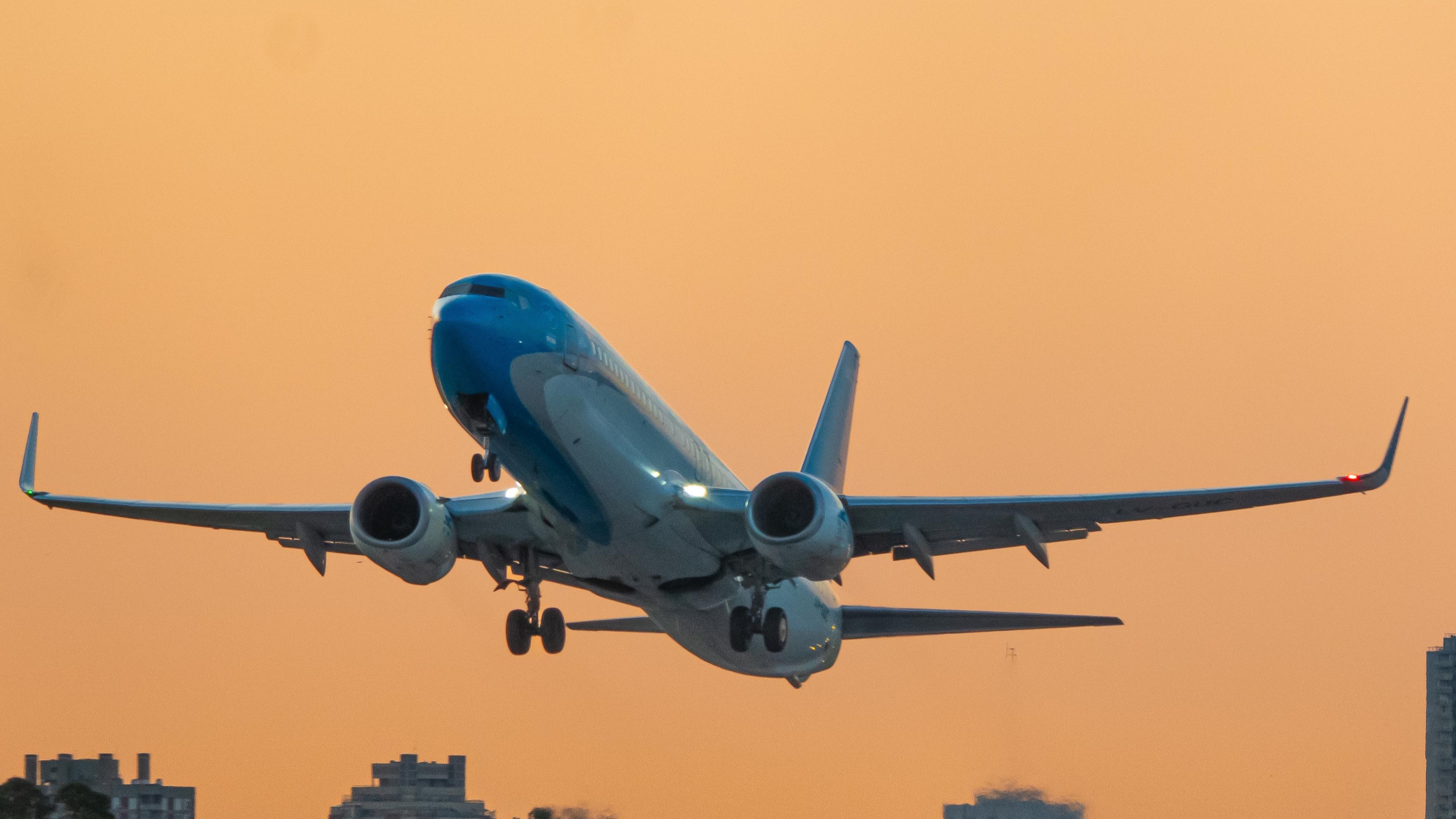Aterrizaje avión Aerolineas Argentinas