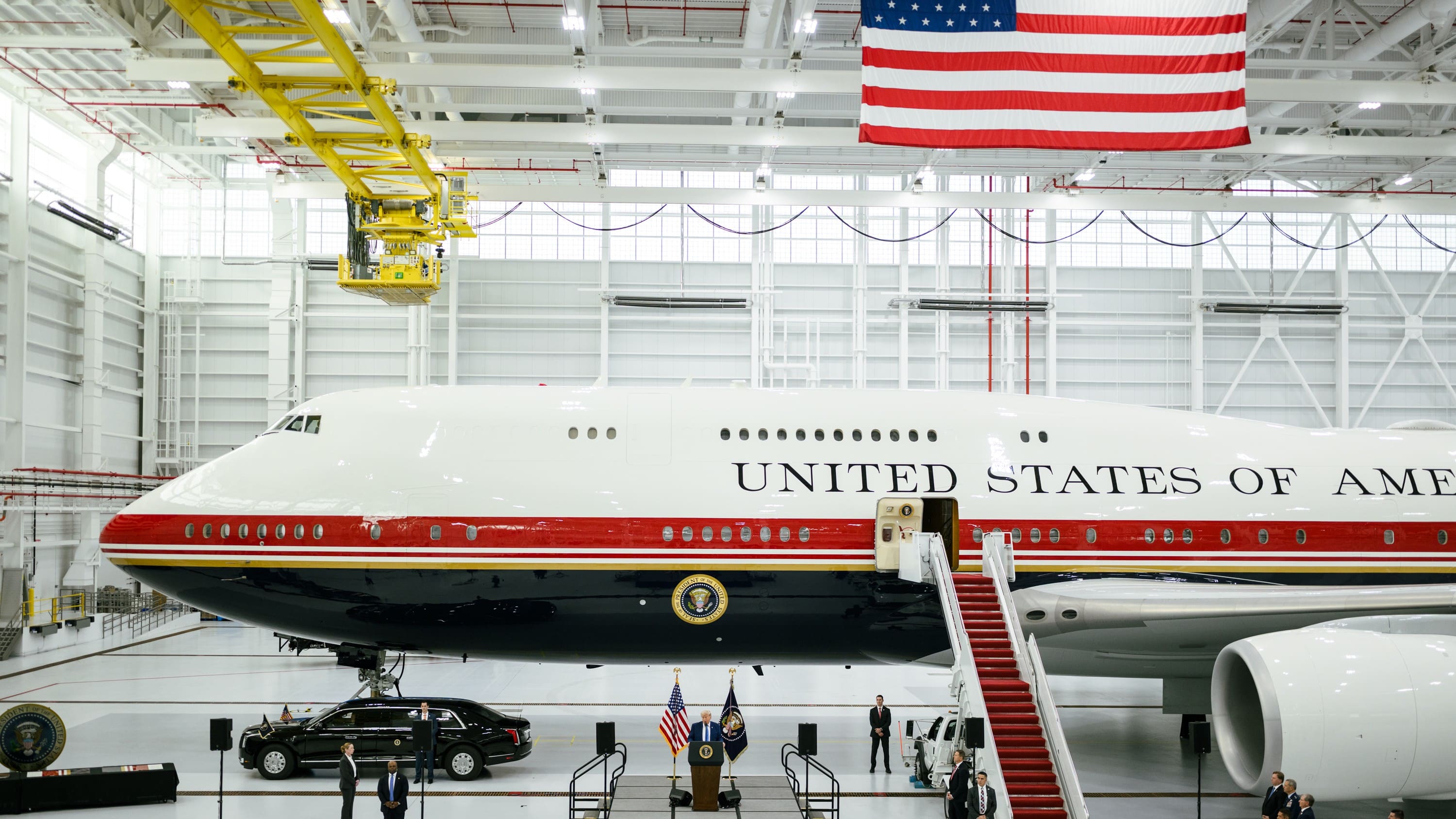 El gobierno de Estados Unidos presentó el nuevo avión presidencial Air Force One