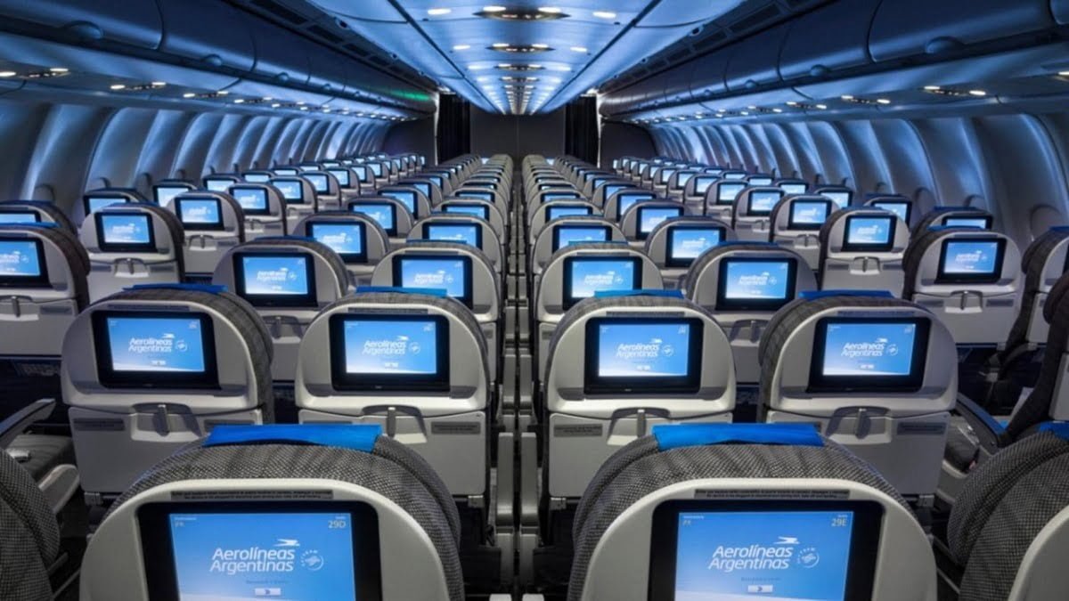 Interior del Airbus A330 Aerolíneas Argentinas