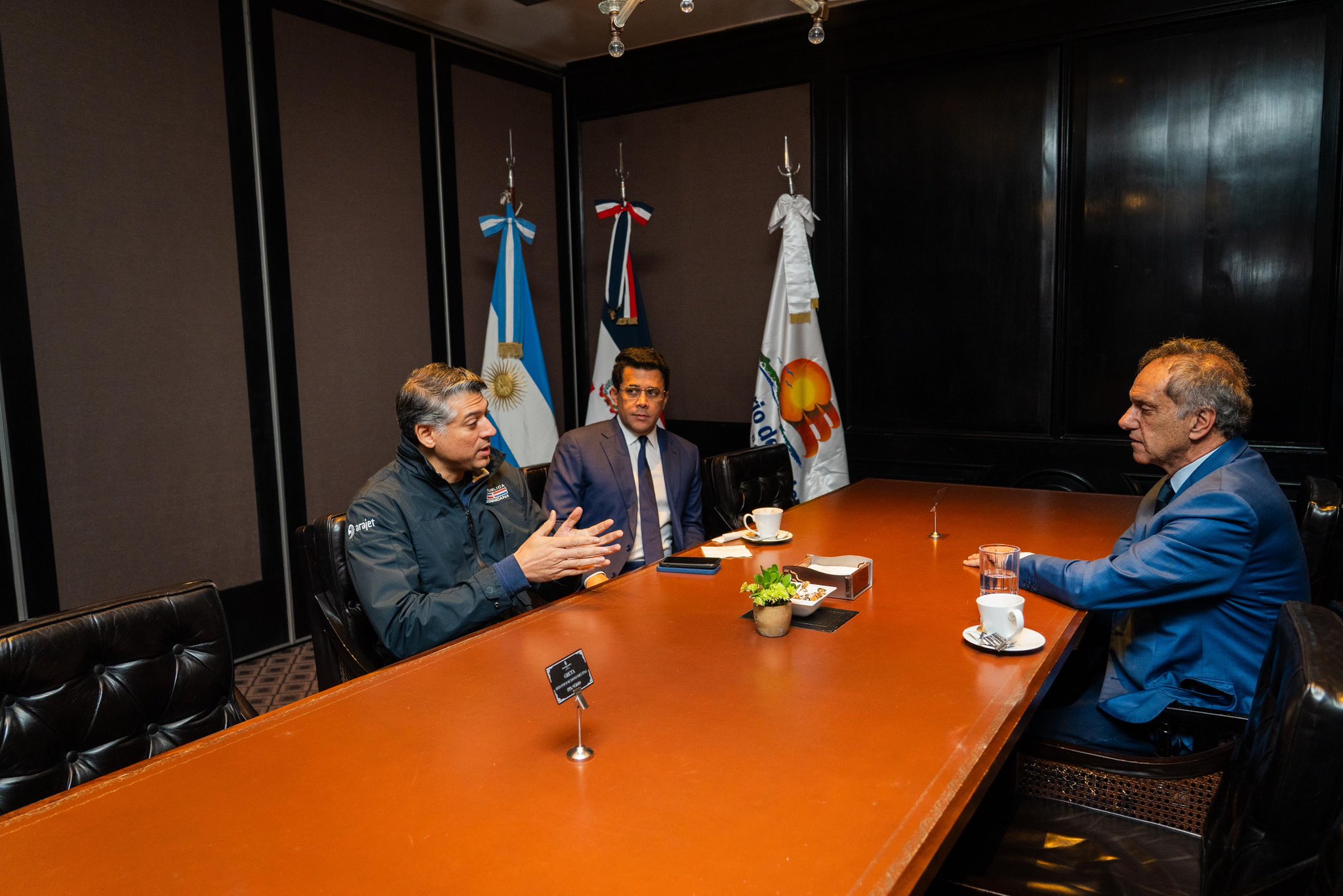Conferencia de prensa del anuncio