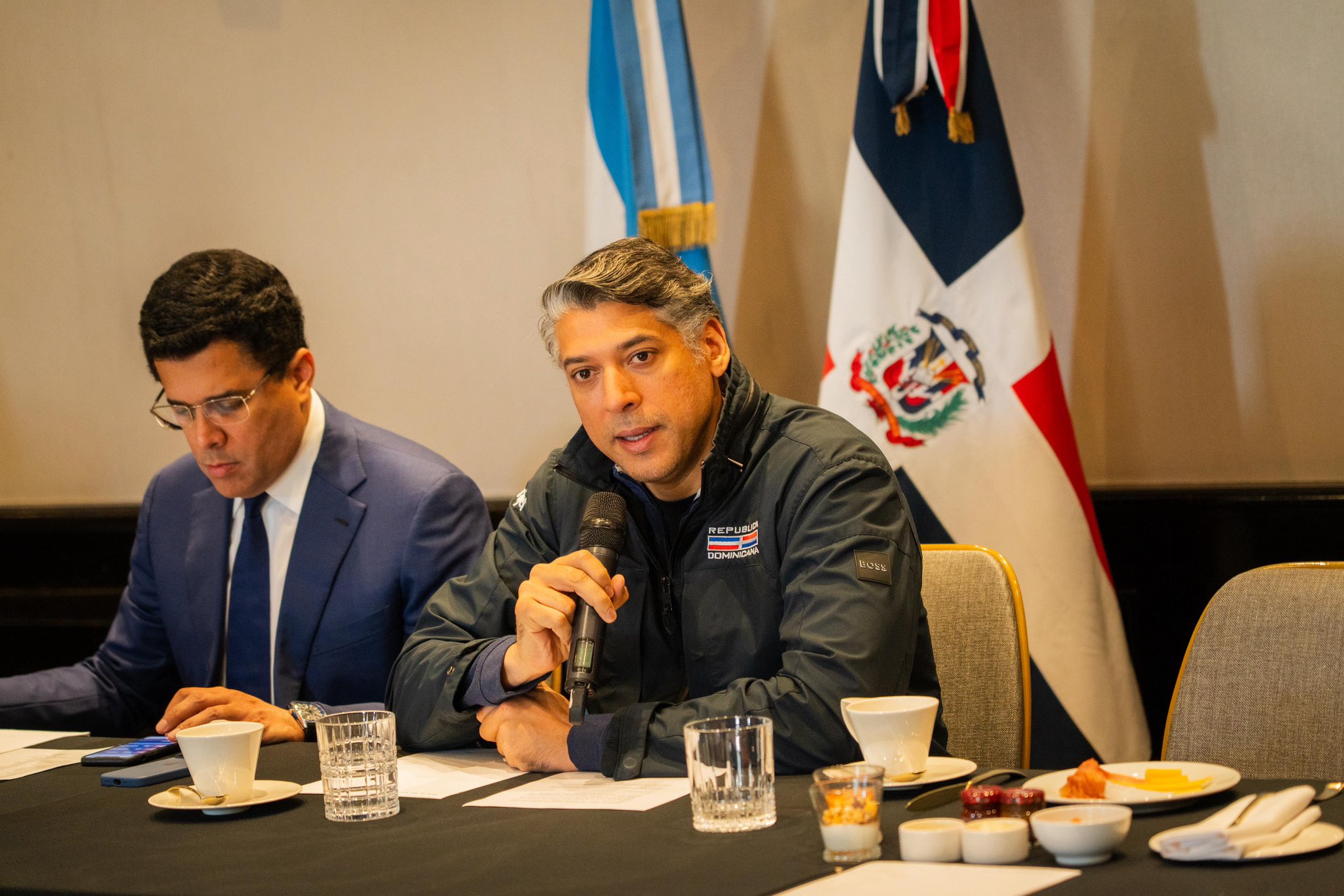 Conferencia de prensa del anuncio