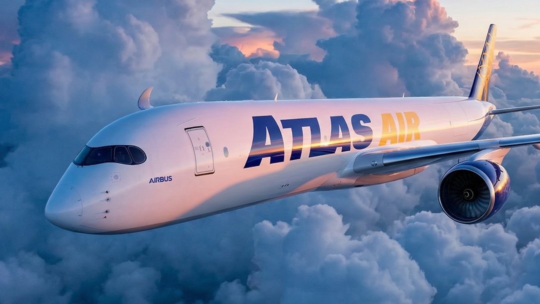 La aerolínea carguera Atlas Air firma acuerdo para comprar hasta 20 Airbus A350F