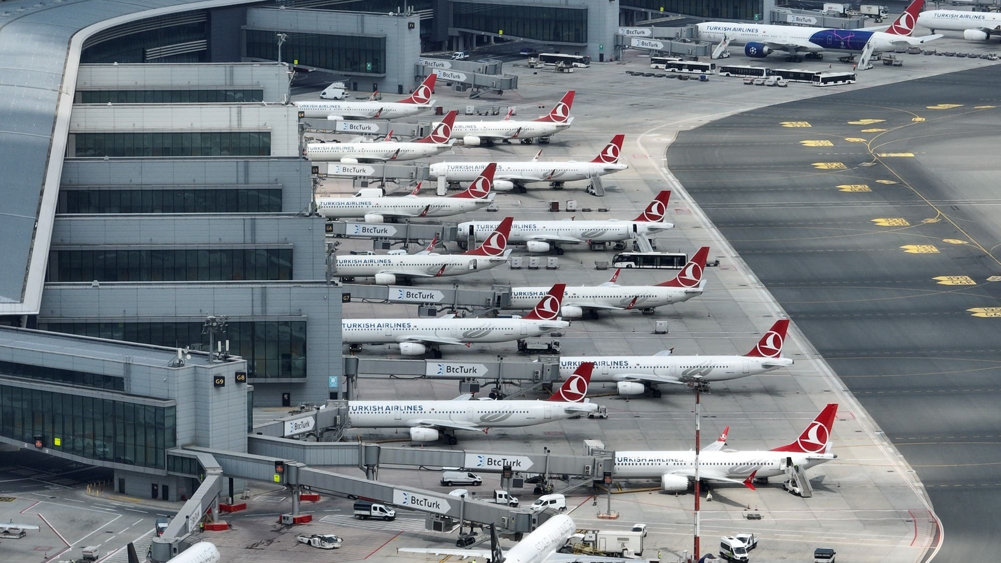 El Aeropuerto de Estambul superó en pasajeros al histórico aeropuerto de Londres-Heathrow el último mes