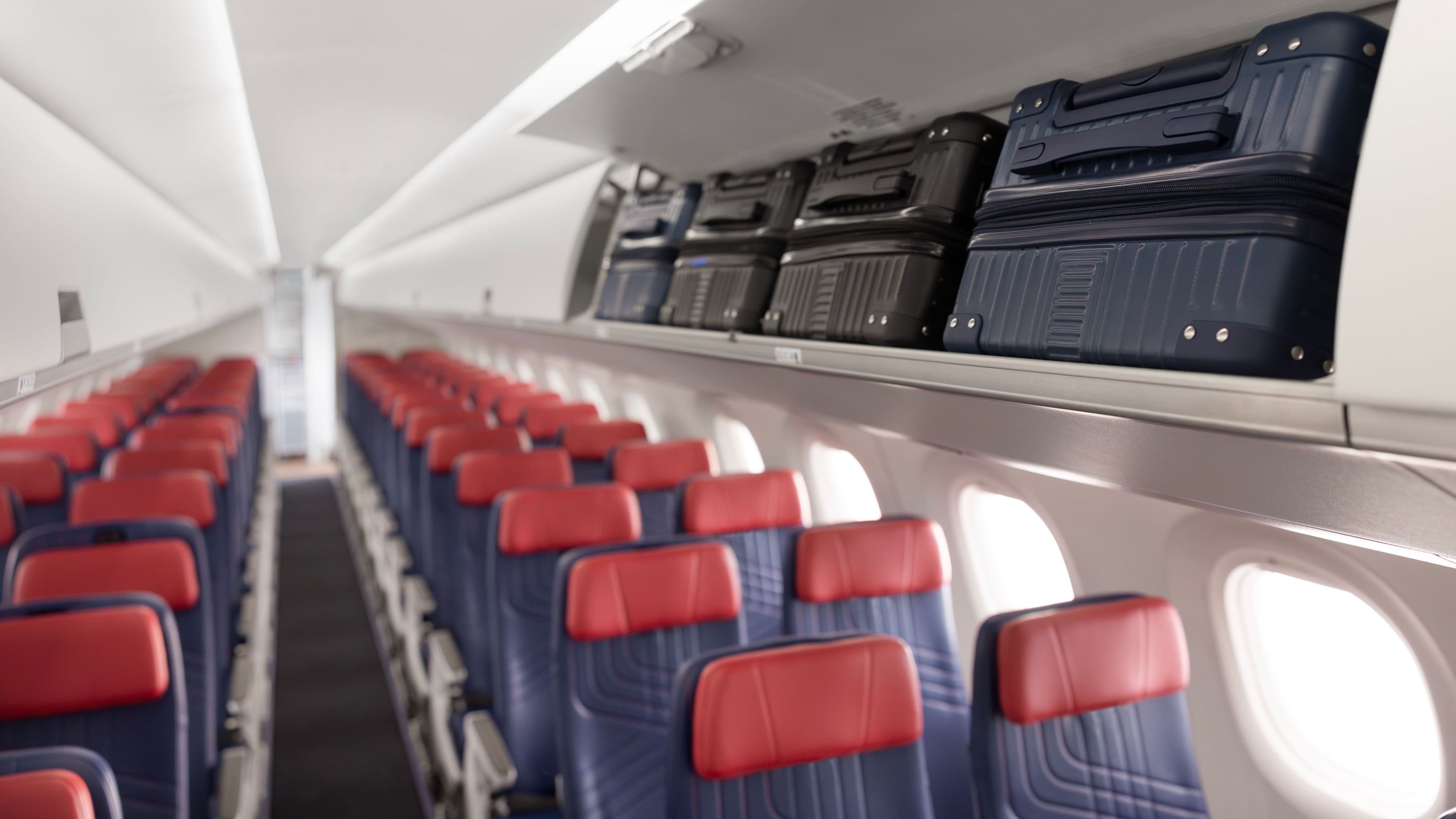 Interior Embraer 195-E2 Latam Airlines