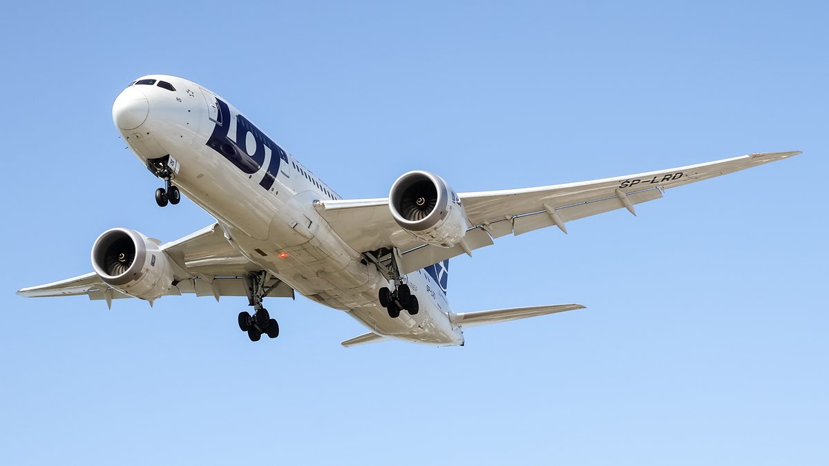 Avion de LOT