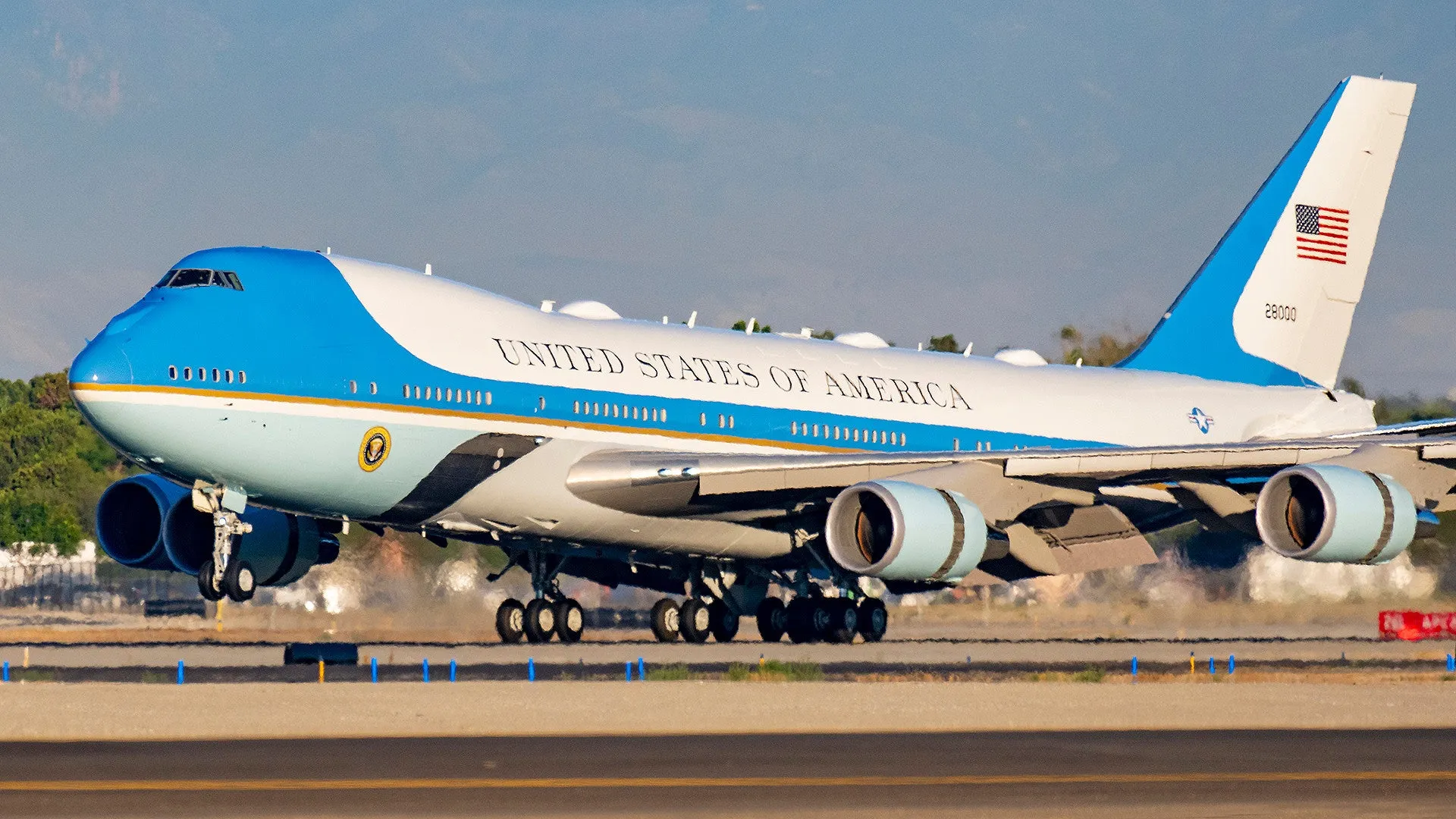 Boeing 747-2 Air Force One