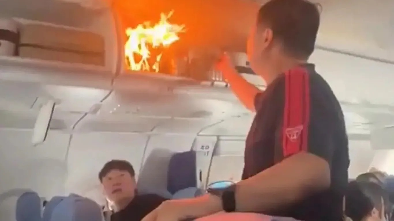 Fuego por una powerbank en un vuelo de Air Busan