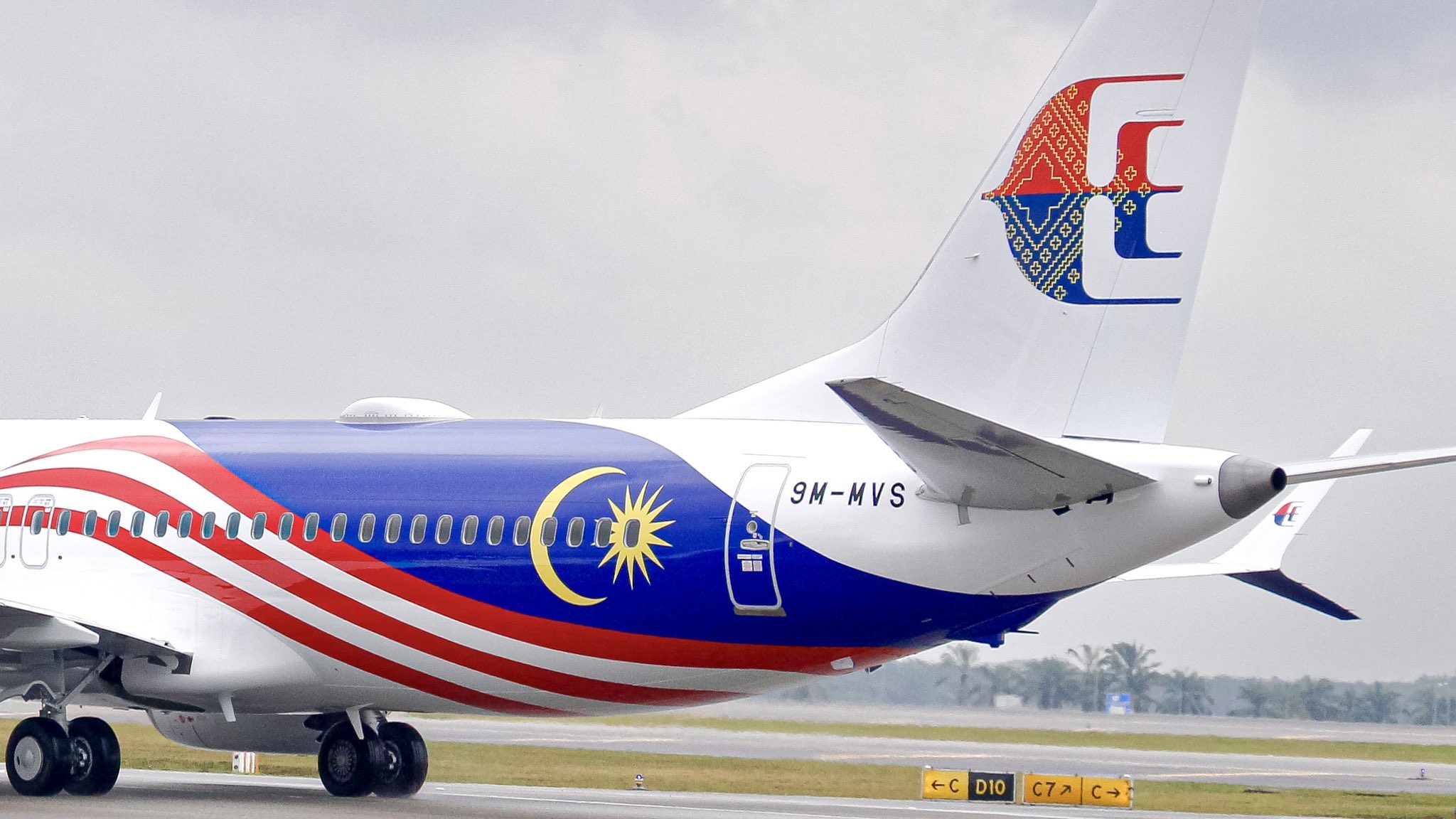 Boeing 737-8 Malaysia Airlines