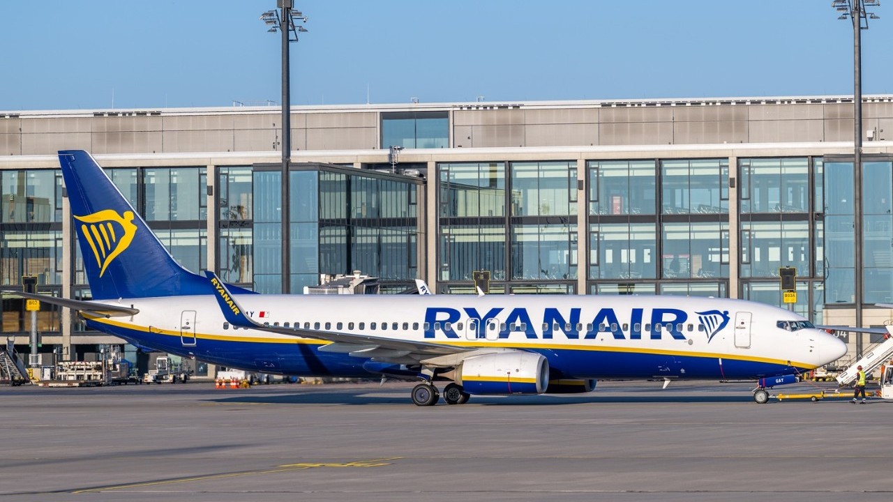 Ryanair cierra su base en Berlín y recorta a la mitad su capacidad en Berlín