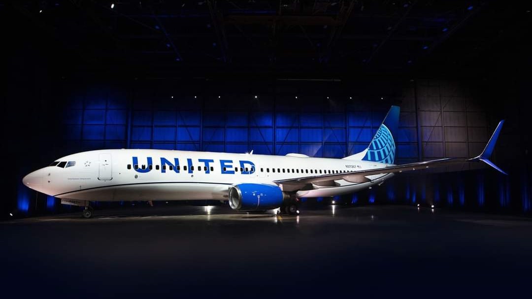 Boeing 737-800 United