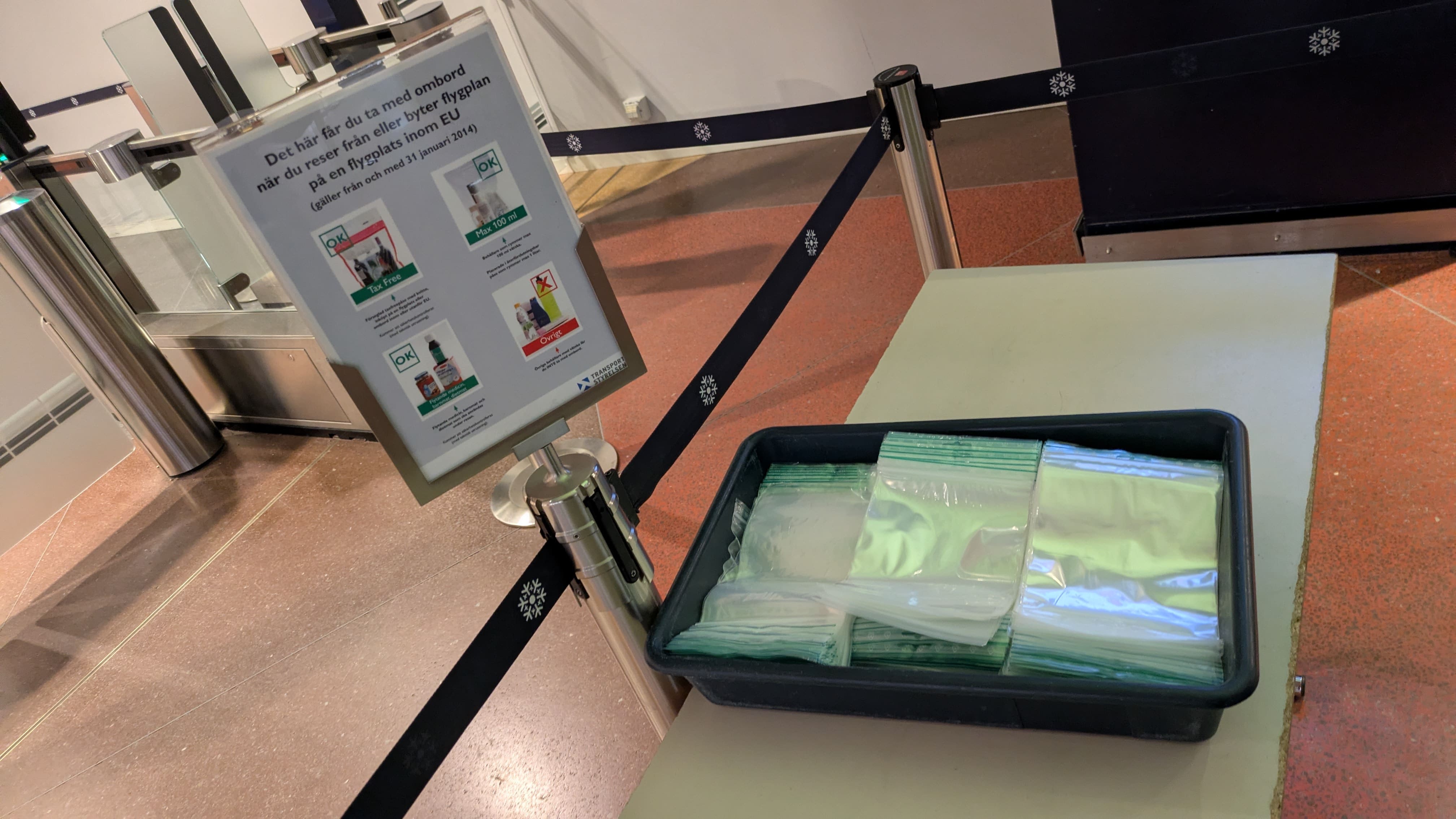 Bolsas plásticas seguridad Aeropuerto de Arlanda
