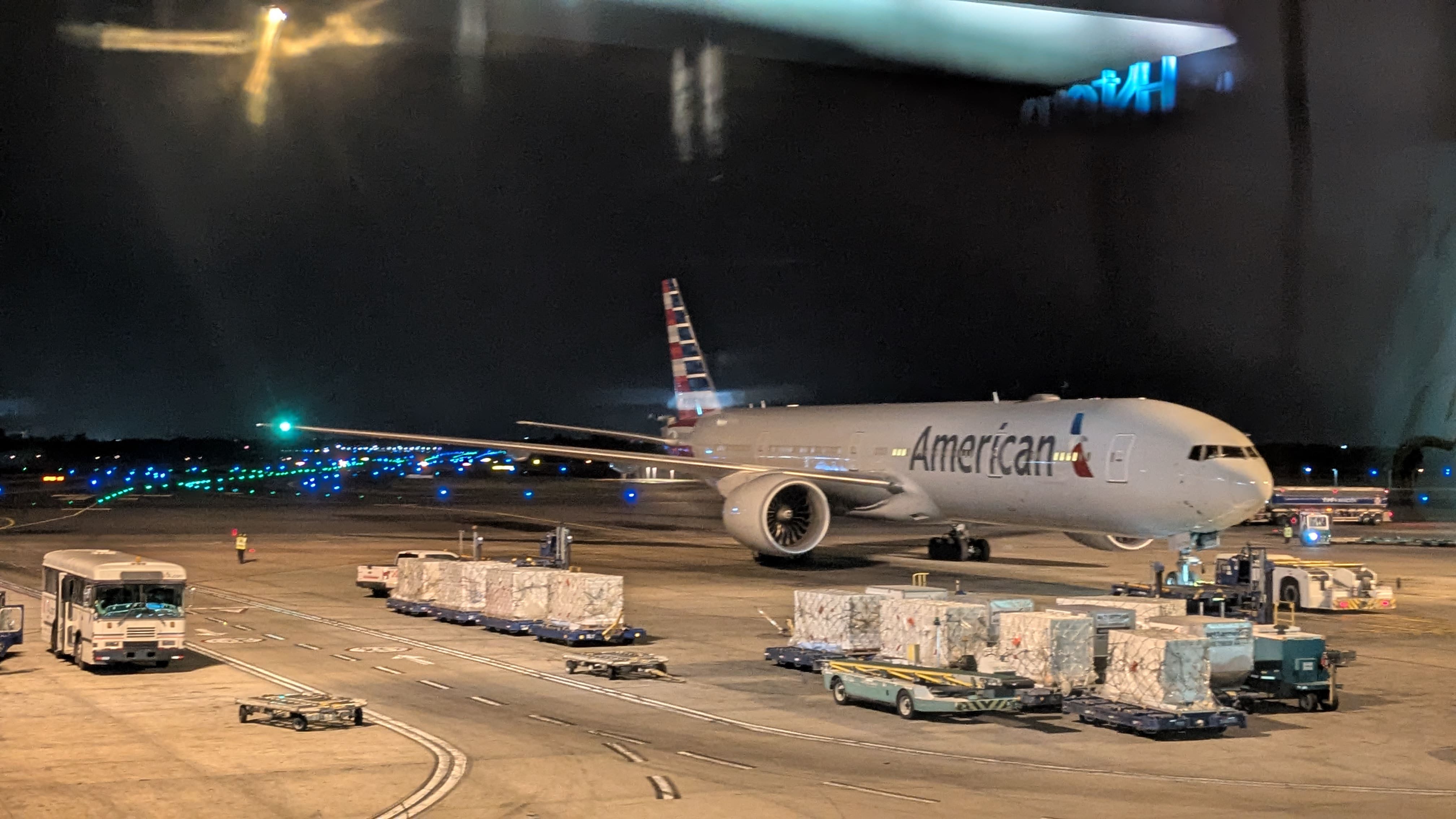 Crónica de vuelo entre Buenos Aires y Dallas en un Boeing 777 con American