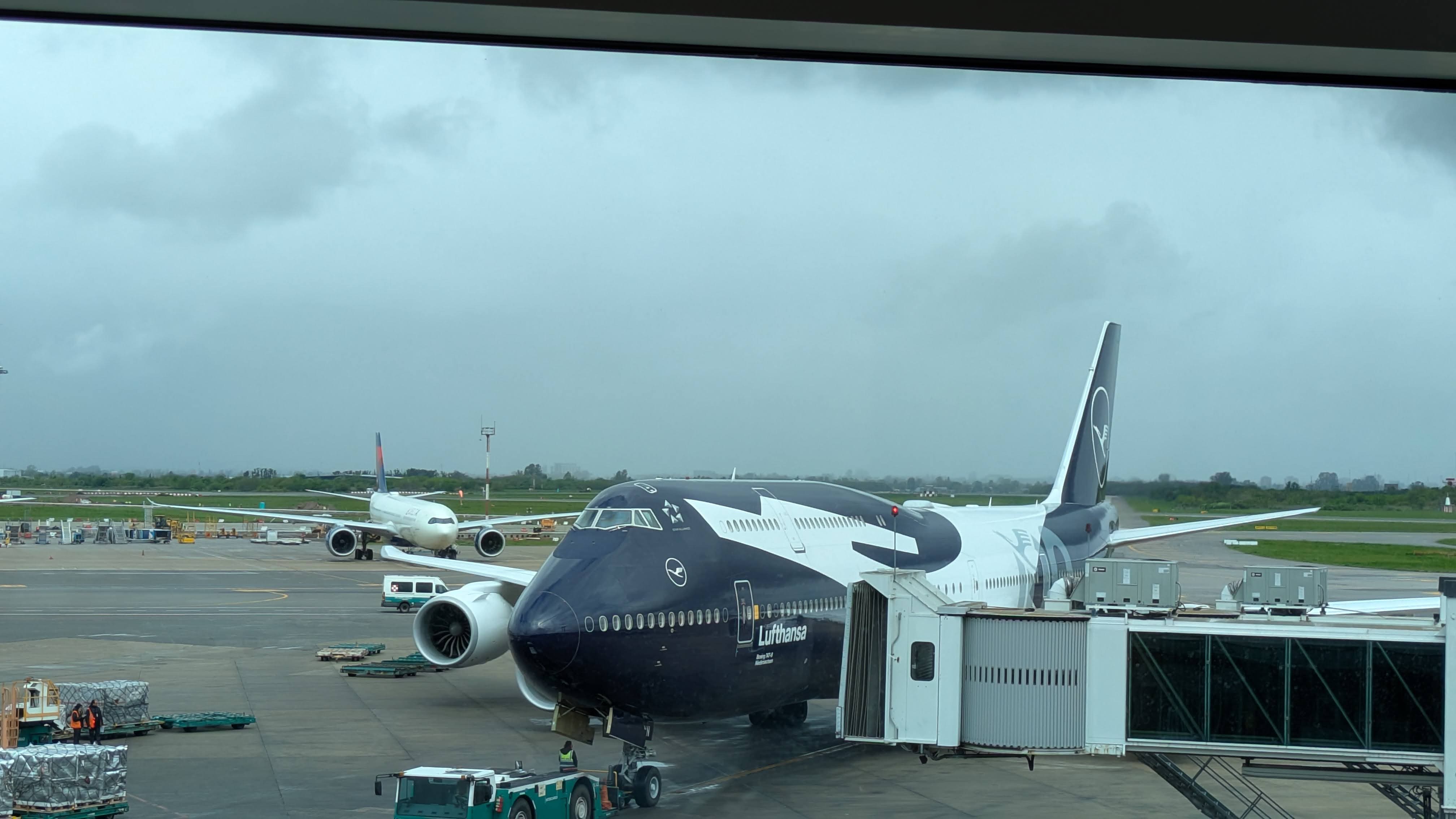 Crónica de vuelo en el Boeing 747 de Lufthansa de Buenos Aires a Frankfurt