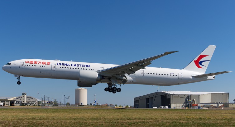 Boeing 777-300 China Eastern Airlines