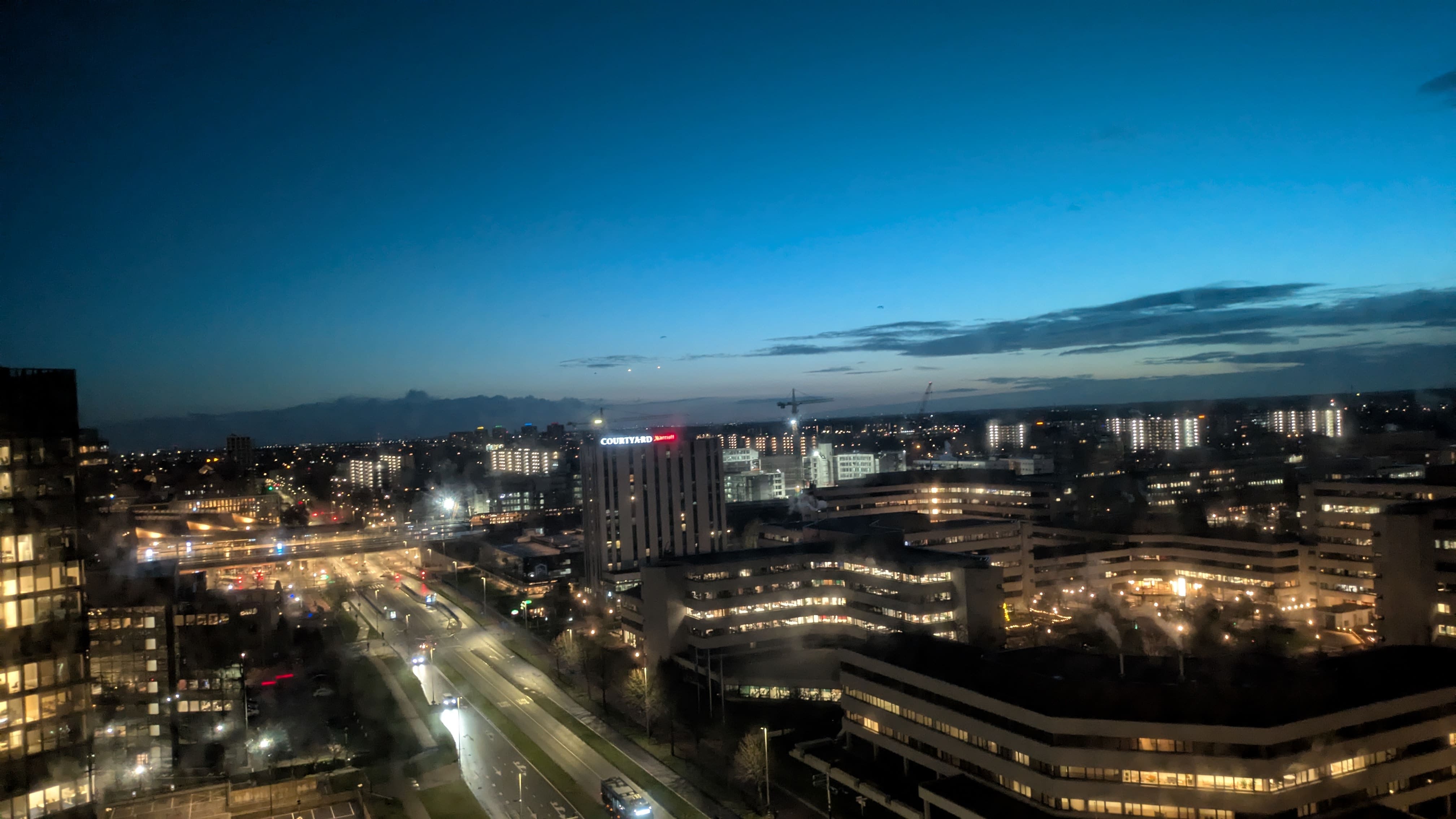 Amanecer en Ámsterdam