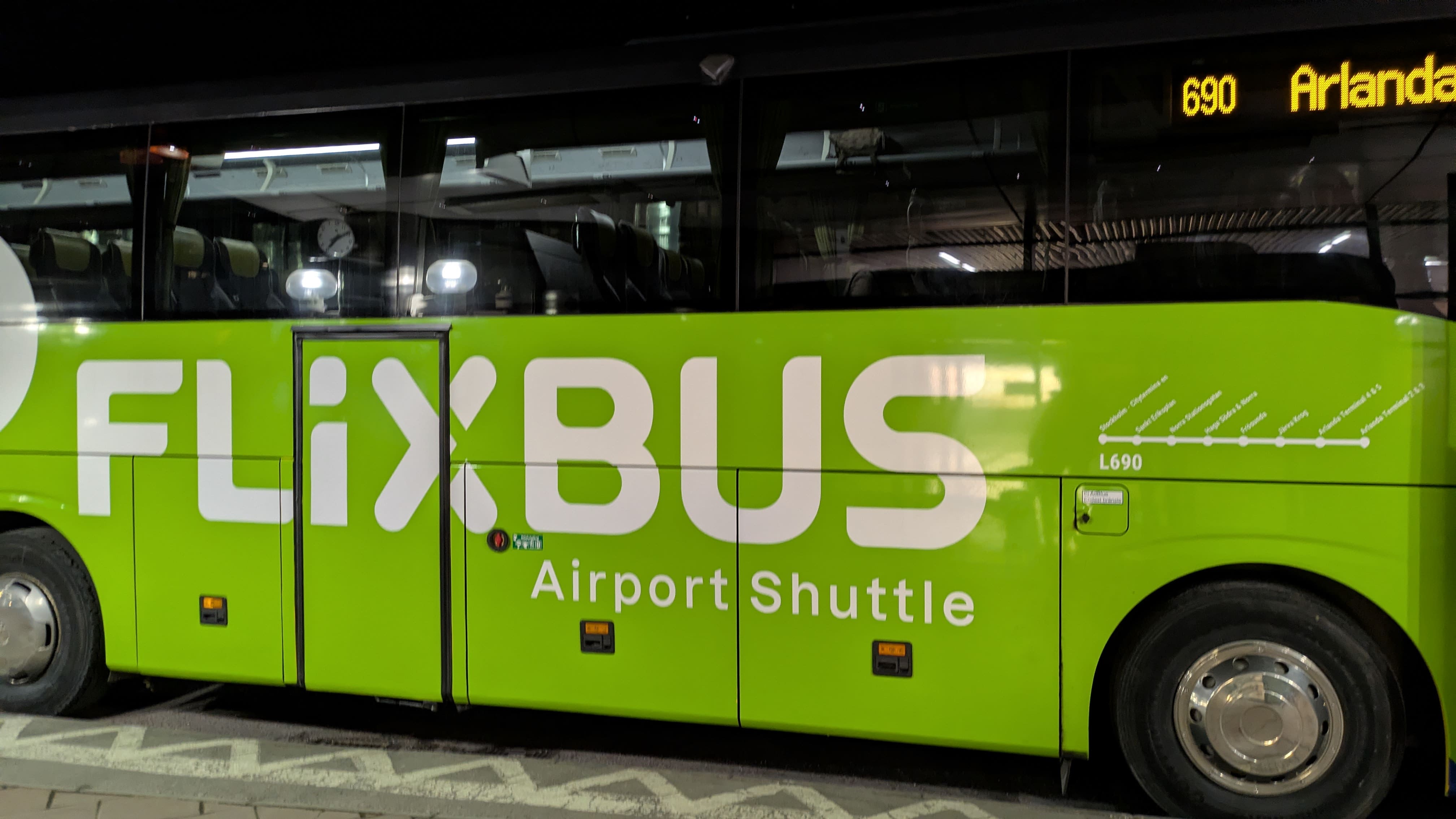 La mejor opción para ir del Aeropuerto de Arlanda al centro de Estocolmo