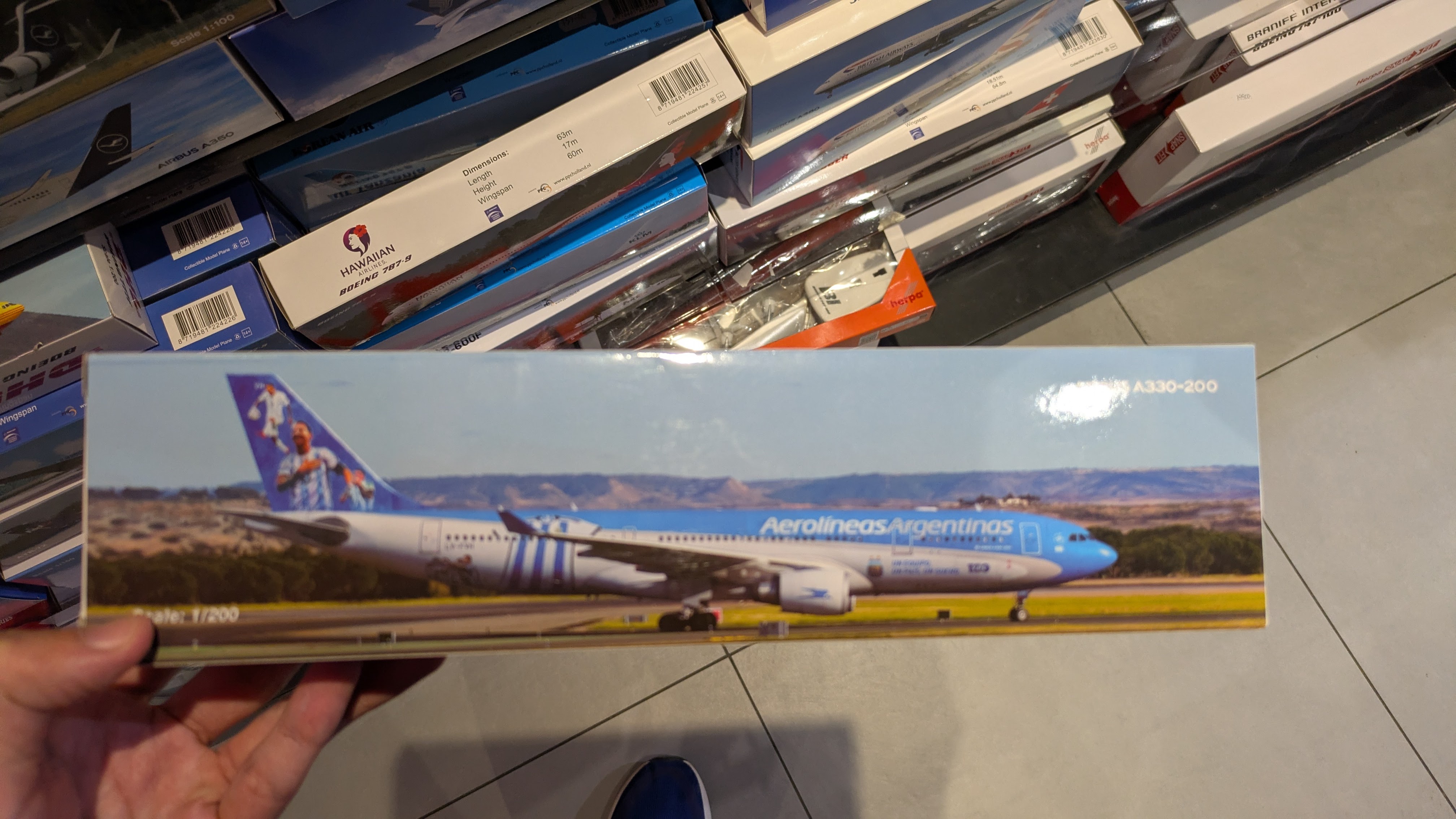 Avión a escala de un Airbus A330 de Aerolíneas Argentinas